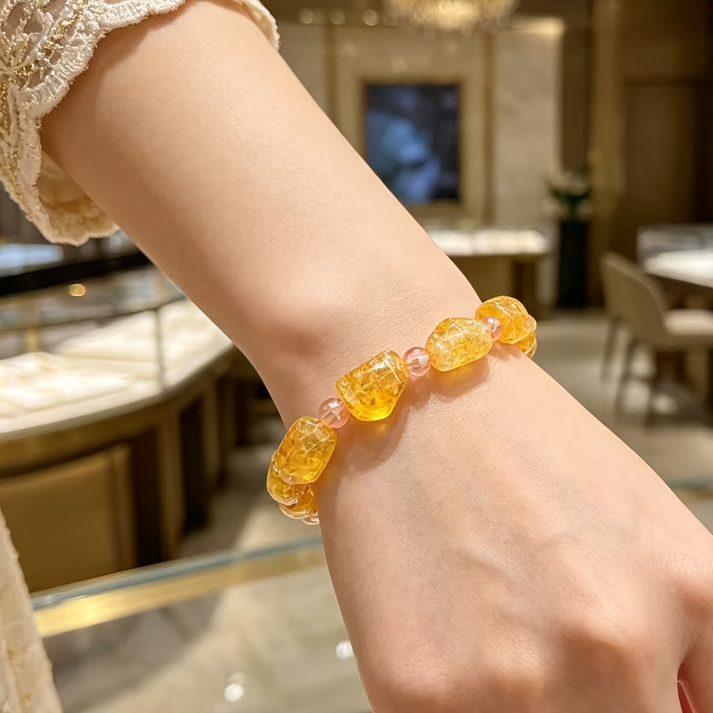 Women's Trendy Minimalist Bracelet, Elegant Design